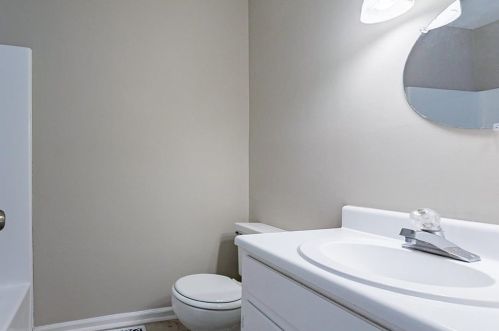 4029 Bayside Cir, Atlanta GA exterior