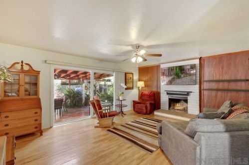 6133 Crawford St, San Diego, CA 92120-3507