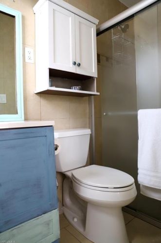 709 93 Ave, Naples FL 34108-2440 exterior