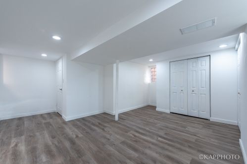 544 33rd St, Chicago IL 60608-6360 exterior