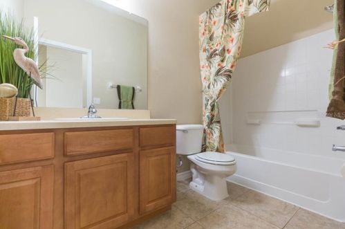 6736 Eagle Feather Dr, Riverview FL 33578-8816 exterior