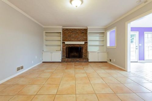 2715 Claridge Ct, Atlanta GA 30360-2028 exterior