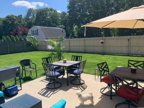 1516 Walnut Ave, Bohemia NY  11716-2107 exterior