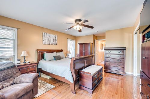 65 Evergreen Ave, Edison NJ exterior