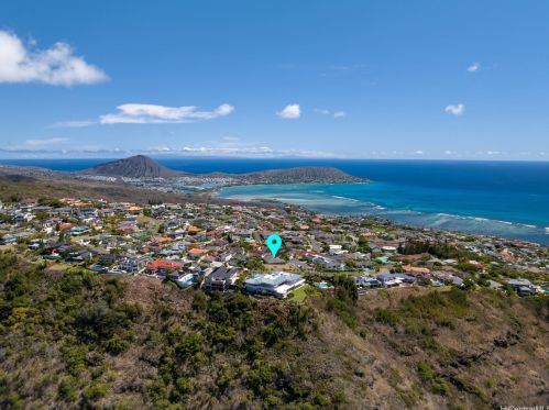 114 Kokololio Pl, Honolulu HI 96821-2562 exterior