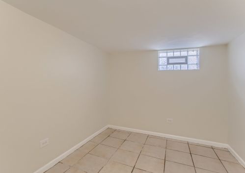 2122 19 Ave, Broadview IL 60153-1462 exterior