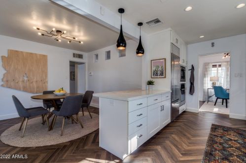 2608 10 St, Phoenix AZ 85085-7781 exterior