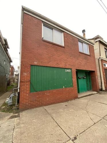 140 Bausman St, Pittsburgh PA 15210-2008 exterior
