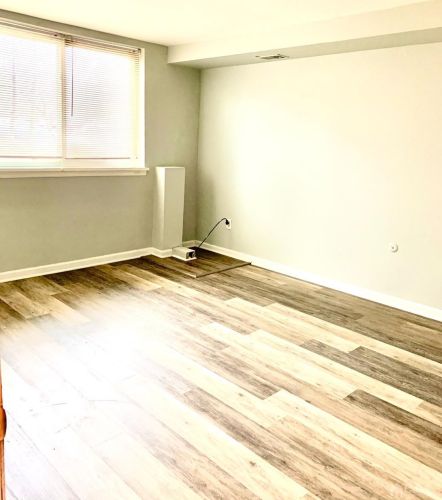 97 College Dr, Edison NJ 08817-5930 exterior