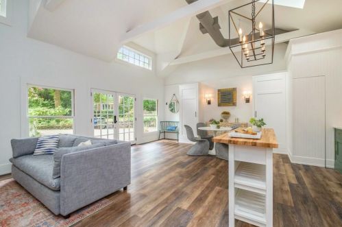 1308 Fairview Rd, Atlanta GA 30306-4612 exterior