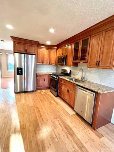 230 Nebula Rd, Piscataway NJ  08854-5451 exterior