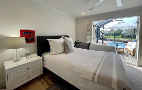 2120 Sandpiper St, Naples FL 34102-1505 exterior