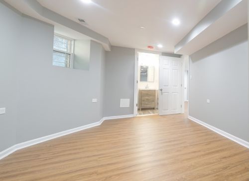 5414 Dearborn St, Chicago IL 60827 exterior