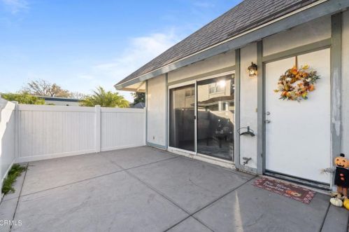 1215 Miramar Walk, Oxnard, CA 93035-2620