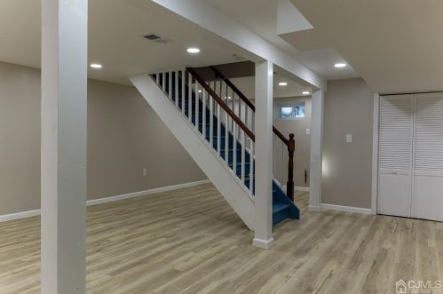 178 Louis Pl, Iselin NJ  08830-1236 exterior