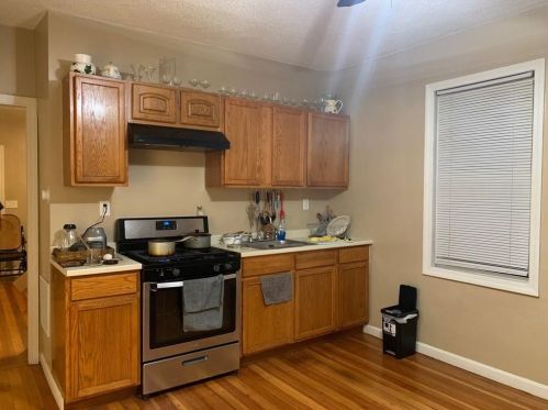 146 Cleveland St, Providence RI 02904-3525 exterior