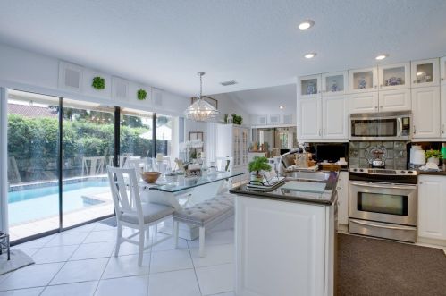 2414 30 Rd, Boca Raton FL 33431-6370 exterior