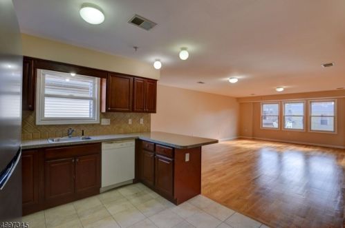 157 Lafayette St, Newark NJ  07105-1439 exterior