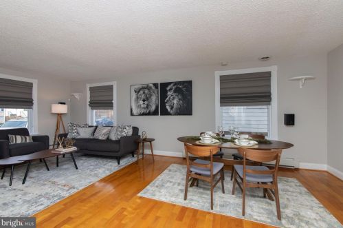 23 Ridgeway Ave, Manor PA 19036-1924 exterior