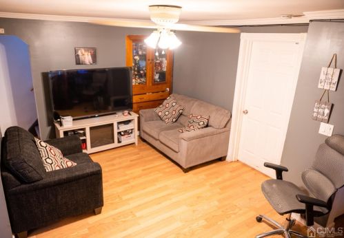 439 Johnstone St, Perth Amboy NJ  08861-3305 exterior