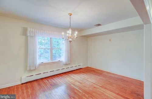 10 Clearview Ave, Trenton NJ 08619-1217 exterior