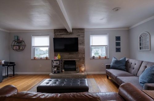 1303 Fairmont St, Cheswick, PA 15024-1428