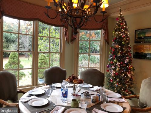 11300 Glen Rd, Rockville MD 20854-1849 exterior