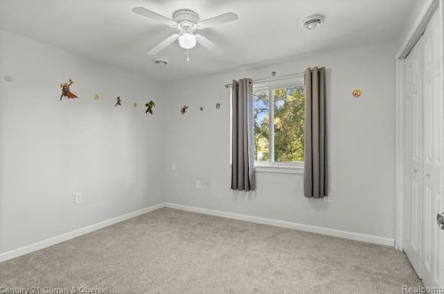 1787 Sashabaw Rd, Brandon MI  48462-9163 exterior