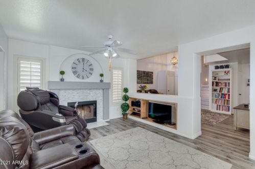 17244 46 Pl, Phoenix AZ 85042-5310 exterior