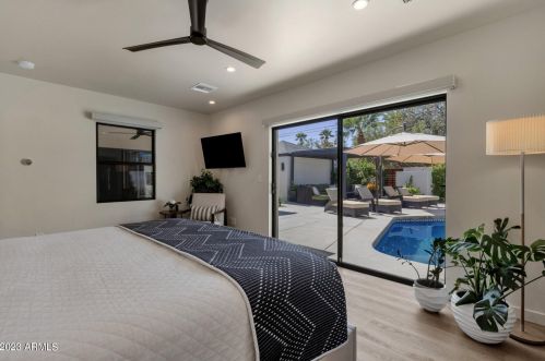 1812 11th Ave, Phoenix AZ  85007-1714 exterior