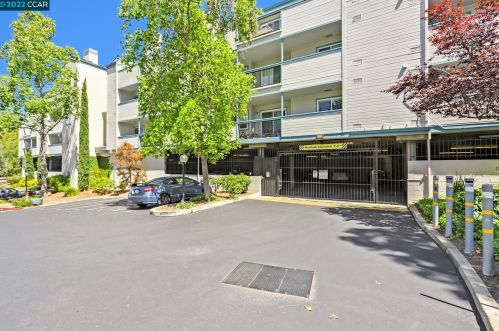 1450 Bel Air Dr, Concord CA  94521-2879 exterior