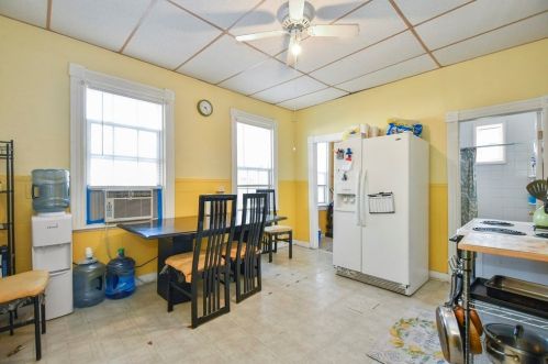 91 Southgate St, Worcester MA 01603-2846 exterior