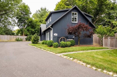 113 North Ave, Westport CT  06880-2727 exterior