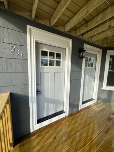 229 Jewett St, Providence, RI 02908-4820