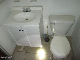 8100 Wisconsin St, Detroit MI  48204-5511 exterior