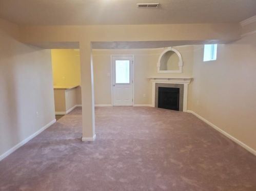 134 Nottingham Dr, Pittsburgh PA 15235-5120 exterior