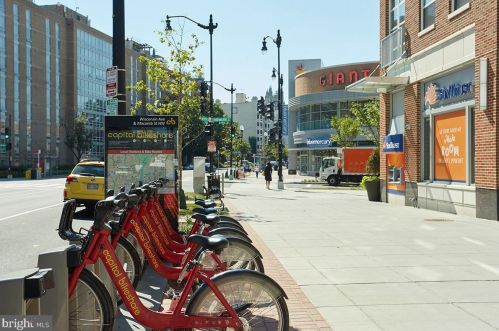 2801 New Mexico Ave, Washington DC  20007-3921 exterior
