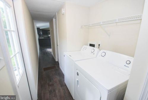 2137 Buchert Rd, Pottstown PA 19464-2460 exterior