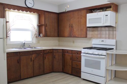 1473 Hansen St, Meskegon, MI 49445-1233