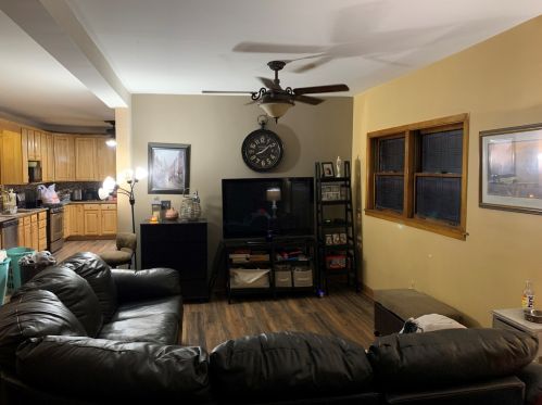 3221 Leavitt St, Chicago IL 60608-6016 exterior