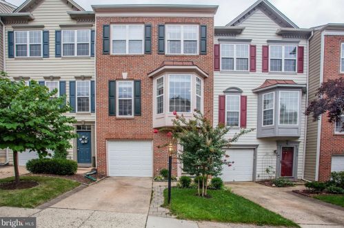 6373 Levtov Lndg, Alexandria, VA 22312-3986