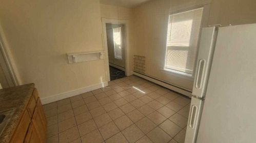 18 Grant St, Poughkeepsie NY  12601-2612 exterior