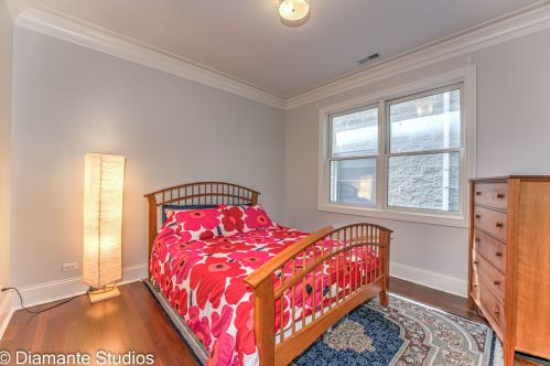 1523 School St, Chicago IL 60657-2121 exterior