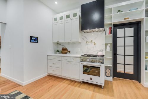 17 Ritchie Ave, Silver Spring MD  20910-5109 exterior