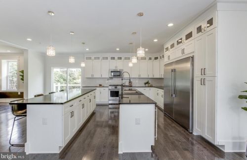 907 Gilbert Rd, Rockville MD  20851-1315 exterior