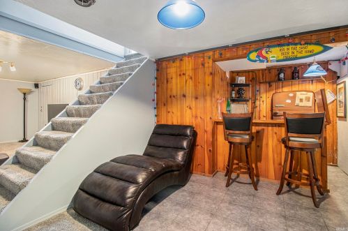 705 Geyer Ave, Mishawaka IN 46544-4334 exterior