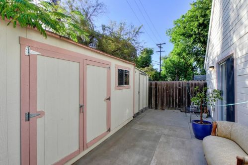 539 J St, Davis CA 95616-2326 exterior