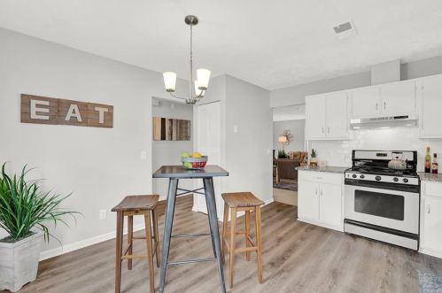 3406 Bayshore Dr, Atlanta GA 30340-4277 exterior