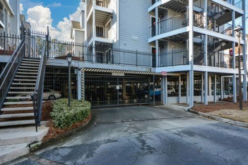 313 Granville Ct, Atlanta GA  30328-3434 exterior