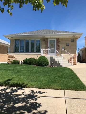 4821 Delphia Ave, Chicago IL  60656-1242 exterior